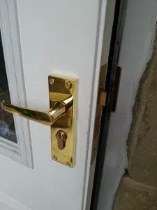 Keystone Locksmith Shop Louisville, KY 502-385-0108 - broken-key-extraction