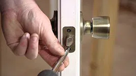 Keystone Locksmith Shop Louisville, KY 502-385-0108 - changing-locks